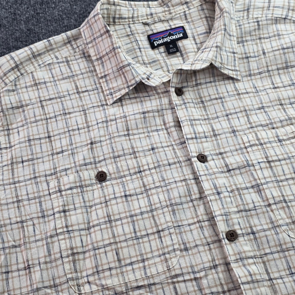 Patagonia Shirt Mens XL‎ Hemp Organic Cotton Plaid Short Sleeve Button Up Tan